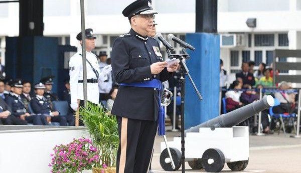 江湖私服发布网_香港警务处处长任期届满：警队才是真正守护香港的英雄